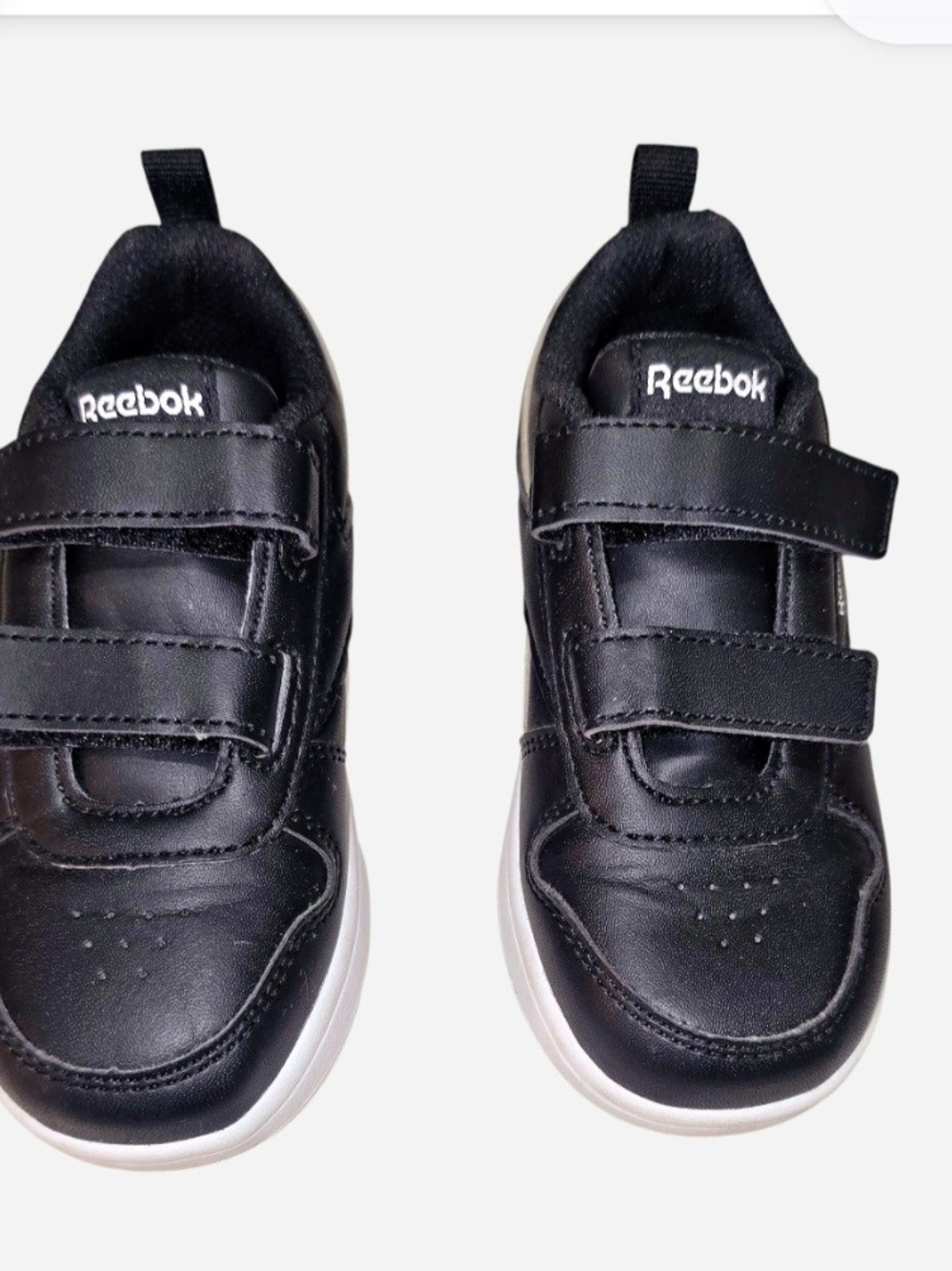 Reebok Kids Black Hook an Loop Strap Sneakers with White Sole